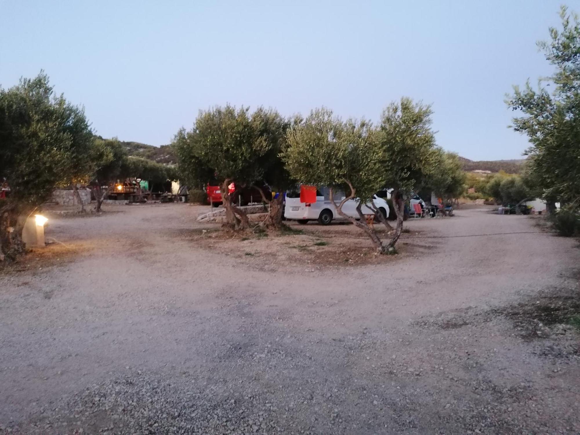 Camp Kopito Hotell Hvar Town Exteriör bild
