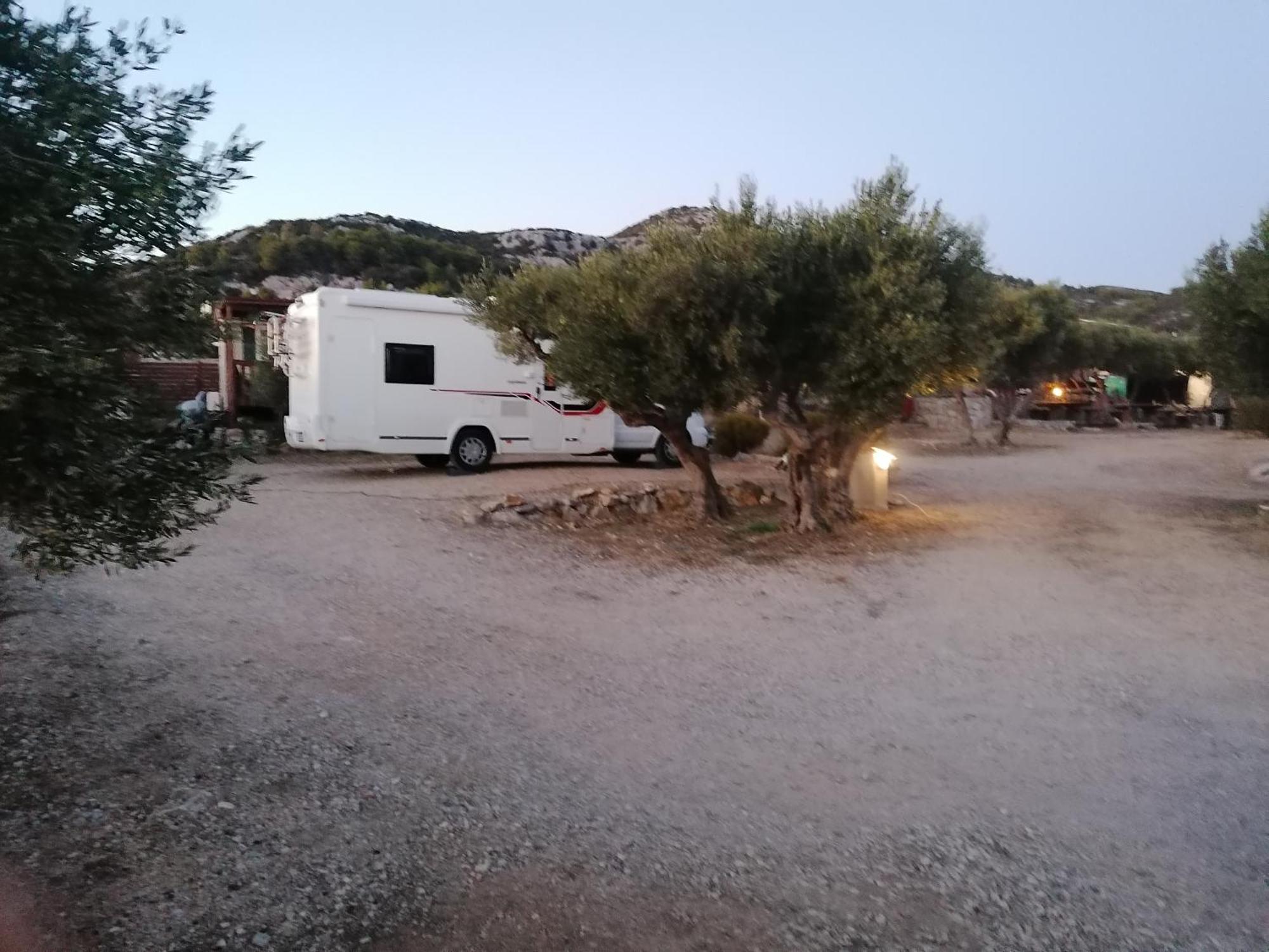 Camp Kopito Hotell Hvar Town Exteriör bild